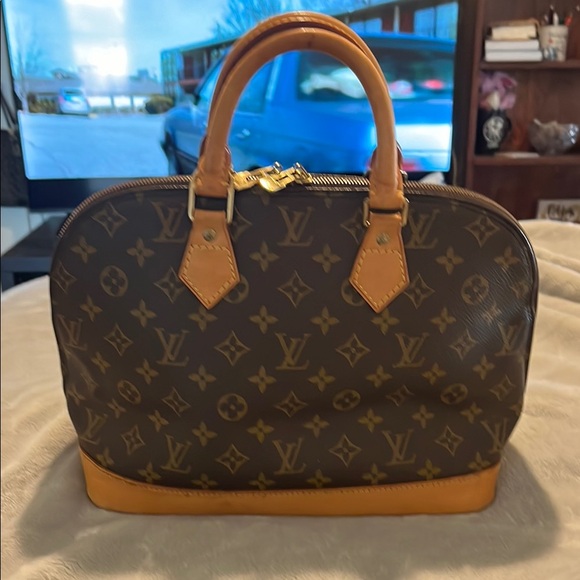 Louis Vuitton Alma COA - Picture 1 of 12